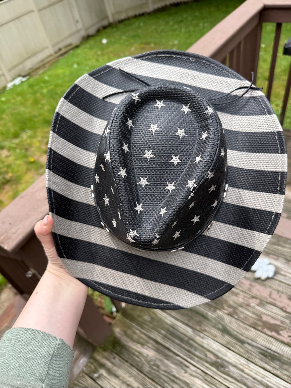 Geyoga American Flag Cowboy Hat Patriotic Straw Western Hat new, never worn.